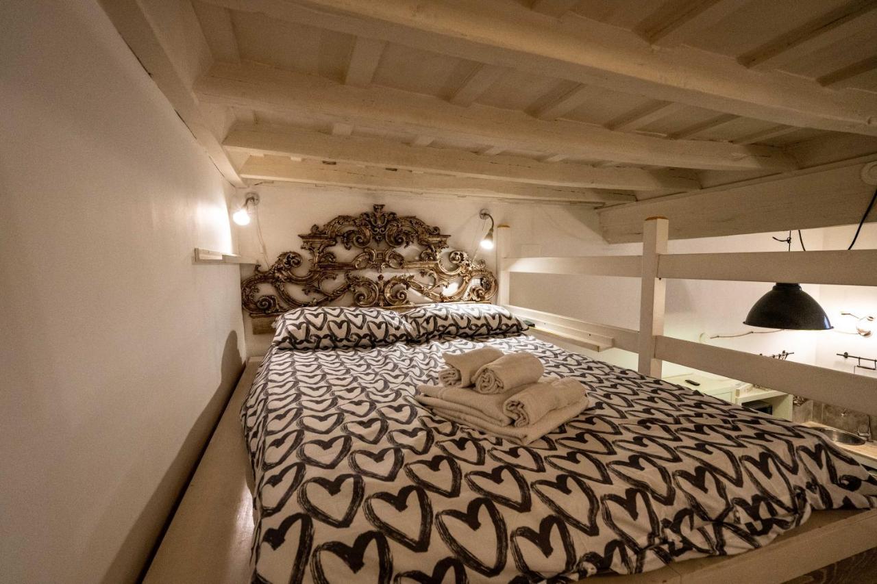 Ferienwohnung A Due Passi Da S.Pietro E Castel Sant'Angelo Loft Gianicolo Rom Exterior foto